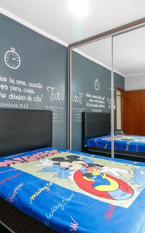 Casa à venda com 205m², 3 quartos e 5 vagas Casa à venda com 205m², 3 quartos e 5 vagasQuarto 3