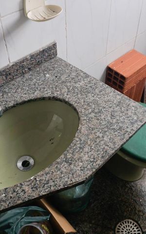 Casa à venda com 300m², 2 quartos e 2 vagasÁrea de Serviço