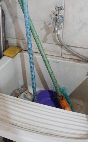 Casa à venda com 300m², 2 quartos e 2 vagasÁrea de Serviço