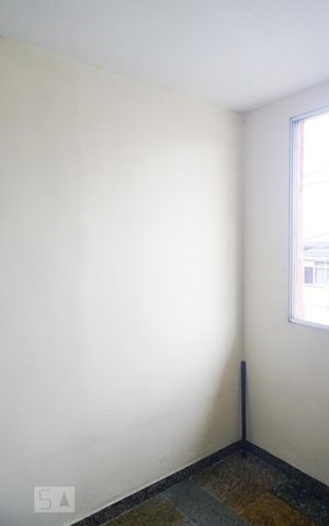Casa à venda com 300m², 2 quartos e 2 vagasQuarto