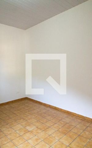 Casa para alugar com 85m², 2 quartos e sem vaga Casa para alugar com 85m², 2 quartos e sem vagaQuarto 1