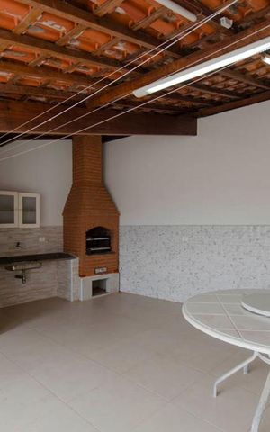 Casa para alugar com 150m², 2 quartos e 2 vagas Casa para alugar com 150m², 2 quartos e 2 vagasÁrea Gourmet
