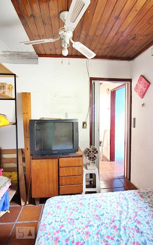 Casa à venda com 210m², 2 quartos e 2 vagasQuarto Edícula 
