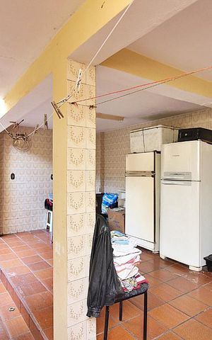 Casa à venda com 210m², 2 quartos e 2 vagasLavanderia