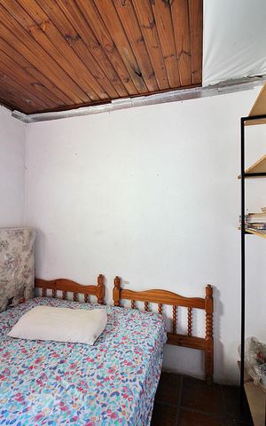 Casa à venda com 210m², 2 quartos e 2 vagasQuarto Edícula 