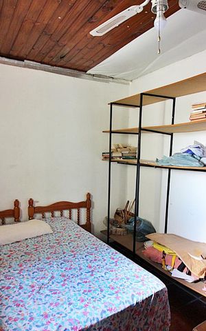 Casa à venda com 210m², 2 quartos e 2 vagasQuarto Edícula 