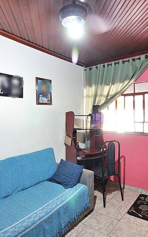 Casa à venda com 210m², 2 quartos e 2 vagasSala 