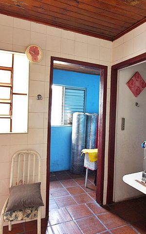 Casa à venda com 210m², 2 quartos e 2 vagasCozinha Edícula 
