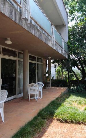 Casa à venda com 600m², 4 quartos e 8 vagasÁrea Externa