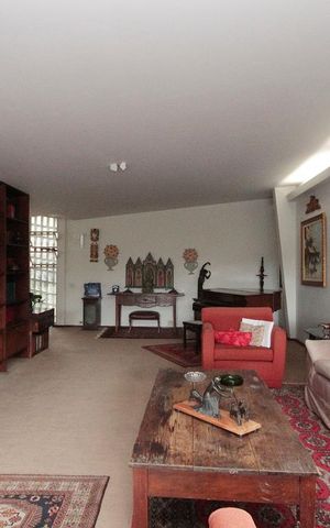 Casa à venda com 600m², 4 quartos e 8 vagasSala 2