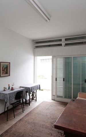 Casa à venda com 600m², 4 quartos e 8 vagasQuarto 2