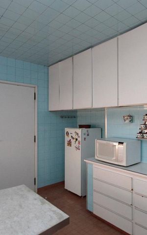Casa à venda com 600m², 4 quartos e 8 vagasCozinha