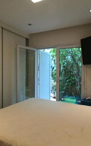 Casa à venda com 430m², 5 quartos e 2 vagas Casa à venda com 430m², 5 quartos e 2 vagasBanheiro do Quarto 1