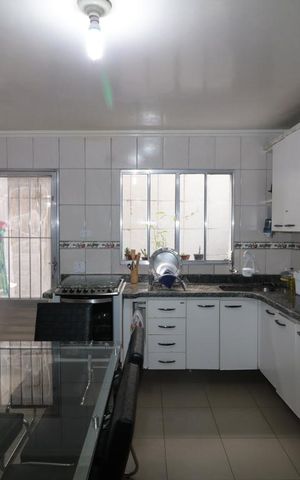 Casa à venda com 130m², 2 quartos e 1 vagaCozinha