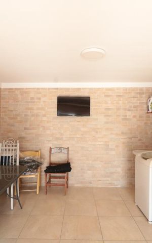 Casa à venda com 130m², 2 quartos e 1 vagaArea de Serviço