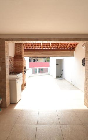 Casa à venda com 130m², 2 quartos e 1 vagaArea de Serviço
