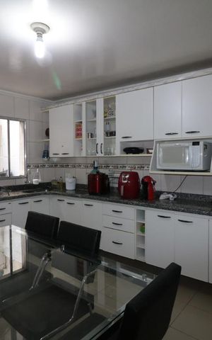 Casa à venda com 130m², 2 quartos e 1 vagaCozinha