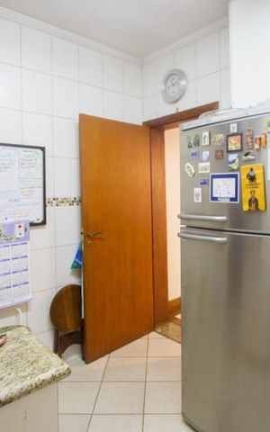 Casa à venda com 270m², 2 quartos e 2 vagasCozinha