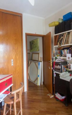 Casa à venda com 270m², 2 quartos e 2 vagasQuarto