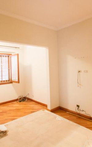 Casa à venda com 270m², 2 quartos e 2 vagasQuarto Casa 2
