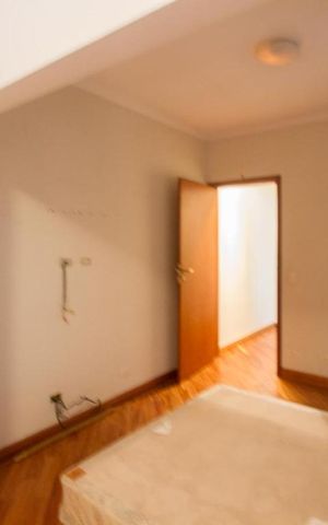 Casa à venda com 270m², 2 quartos e 2 vagasQuarto Casa 2