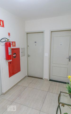 Apartamento para alugar com 72m², 3 quartos e 2 vagas Apartamento para alugar com 72m², 3 quartos e 2 vagasHall do Andar