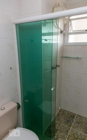 Apartamento para alugar com 72m², 3 quartos e 2 vagas Apartamento para alugar com 72m², 3 quartos e 2 vagasBanheiro da Suíte