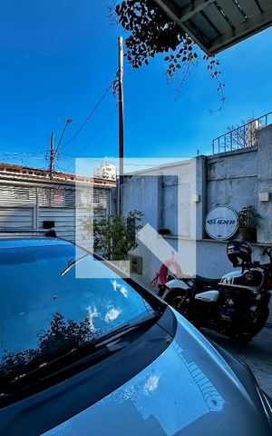 Casa à venda com 130m², 3 quartos e 2 vagas Casa à venda com 130m², 3 quartos e 2 vagasGaragem
