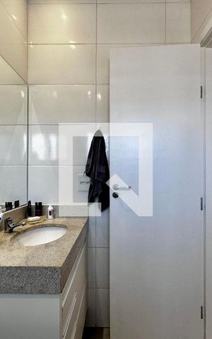Casa à venda com 130m², 3 quartos e 2 vagas Casa à venda com 130m², 3 quartos e 2 vagasBanheiro Suíte 2