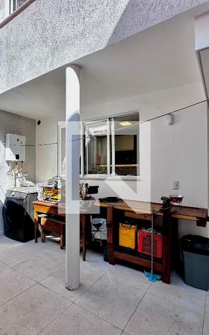 Casa à venda com 130m², 3 quartos e 2 vagas Casa à venda com 130m², 3 quartos e 2 vagasQuintal