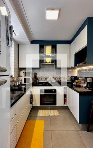 Casa à venda com 130m², 3 quartos e 2 vagas Casa à venda com 130m², 3 quartos e 2 vagasCozinha
