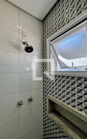 Casa à venda com 130m², 3 quartos e 2 vagas Casa à venda com 130m², 3 quartos e 2 vagasBanheiro Suíte 1