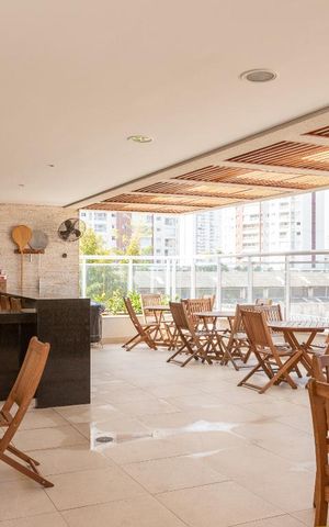 Apartamento à venda com 145m², 3 quartos e 3 vagas Apartamento à venda com 145m², 3 quartos e 3 vagasÁrea comum - Churrasqueira