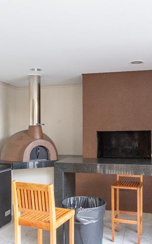 Apartamento à venda com 145m², 3 quartos e 3 vagas Apartamento à venda com 145m², 3 quartos e 3 vagasÁrea comum - Churrasqueira