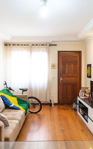 Casa de condomínio à venda com 70m², 2 quartos e 1 vaga Casa de condomínio à venda com 70m², 2 quartos e 1 vagaSala