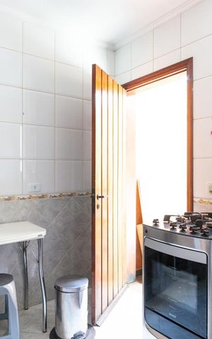 Casa de condomínio à venda com 70m², 2 quartos e 1 vaga Casa de condomínio à venda com 70m², 2 quartos e 1 vagav