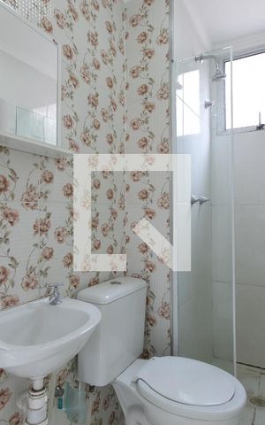 Apartamento à venda com 39m², 2 quartos e sem vaga Apartamento à venda com 39m², 2 quartos e sem vagaBanheiro