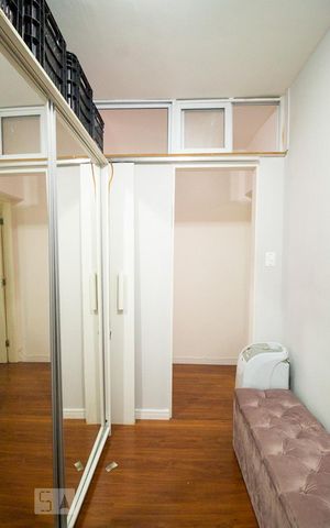 Casa à venda com 250m², 2 quartos e 3 vagasClosset