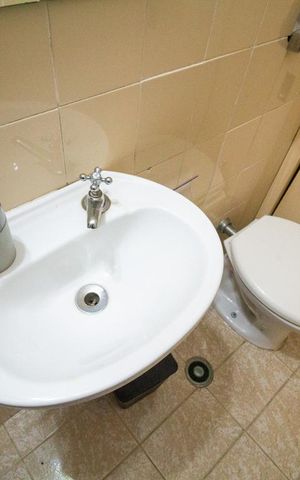 Casa à venda com 250m², 2 quartos e 3 vagasLavabo