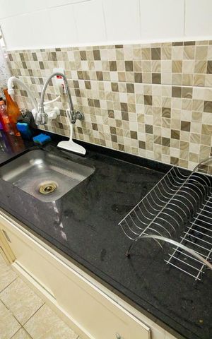 Casa à venda com 250m², 2 quartos e 3 vagasCozinha 