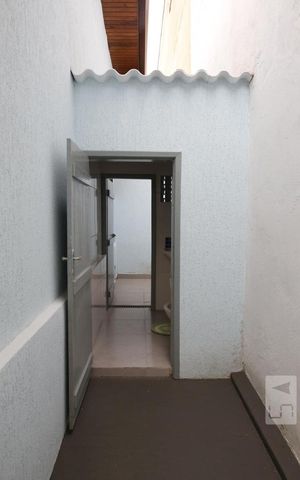 Casa para alugar com 100m², 2 quartos e 3 vagasBanheiro 3