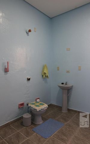 Casa para alugar com 100m², 2 quartos e 3 vagasBanheiro 2