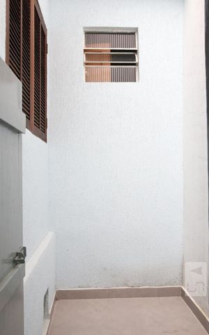Casa para alugar com 100m², 2 quartos e 3 vagasQuintal