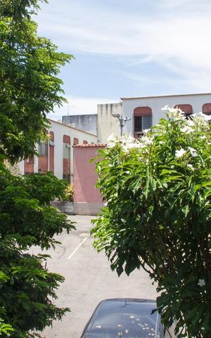 Apartamento para alugar com 45m², 1 quarto e 1 vagaCozinha e Área de Serviço - Janela