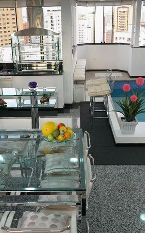 Apartamento à venda com 450m², 3 quartos e 3 vagas Apartamento à venda com 450m², 3 quartos e 3 vagasÁrea Externa