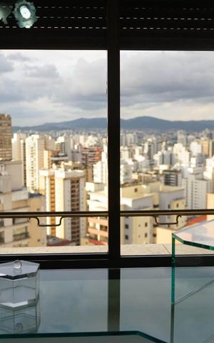 Apartamento à venda com 450m², 3 quartos e 3 vagas Apartamento à venda com 450m², 3 quartos e 3 vagasQuarto 2