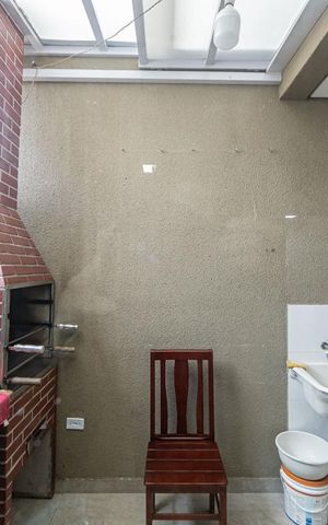 Casa à venda com 90m², 2 quartos e 3 vagas Casa à venda com 90m², 2 quartos e 3 vagasVista Cozinha