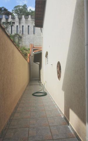 Casa à venda com 130m², 3 quartos e 3 vagasÁrea Externa