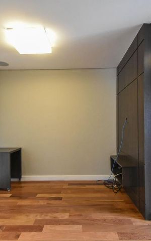 Apartamento à venda com 230m², 3 quartos e 3 vagasSuíte 02