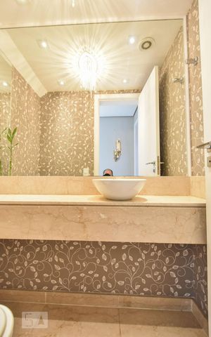 Apartamento à venda com 230m², 3 quartos e 3 vagasLavabo Central 